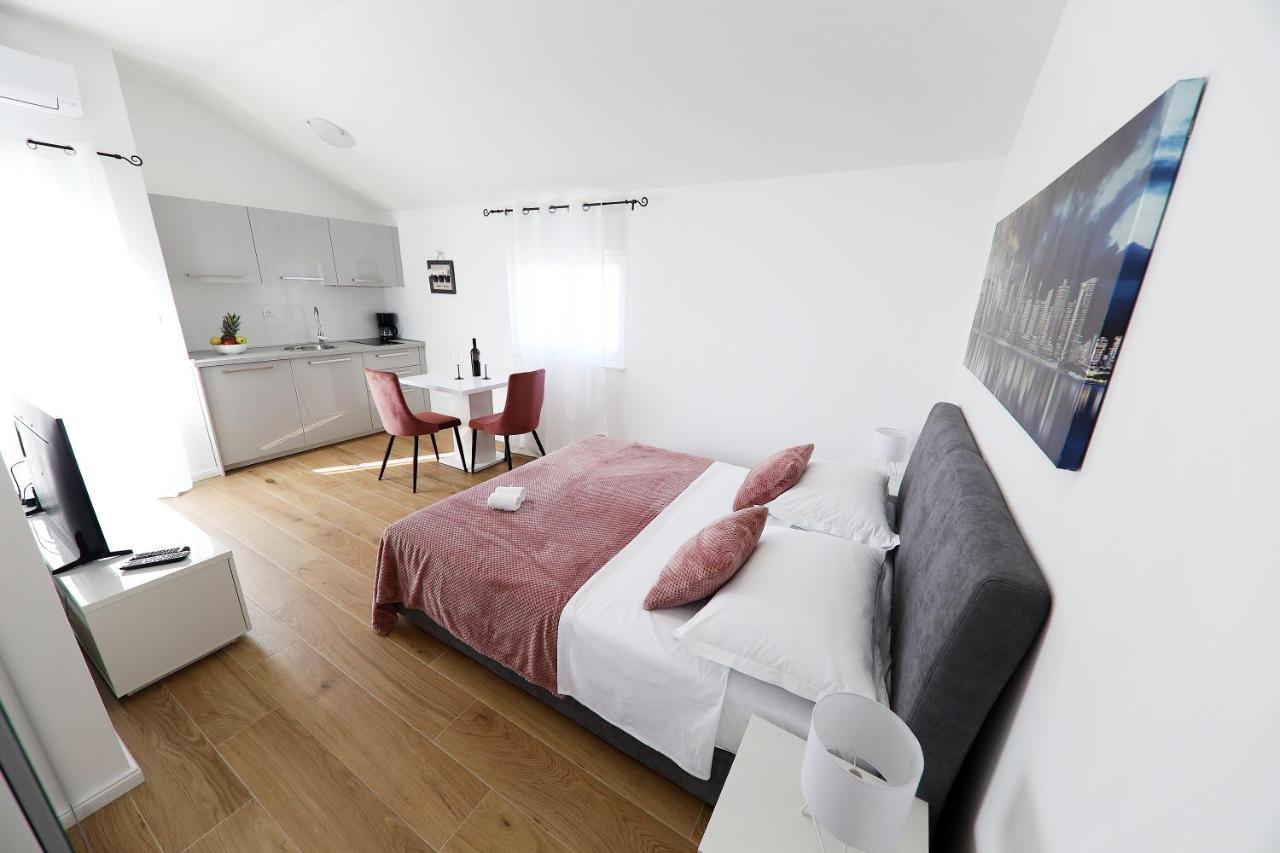 Apartments Doris Zadar Eksteriør billede