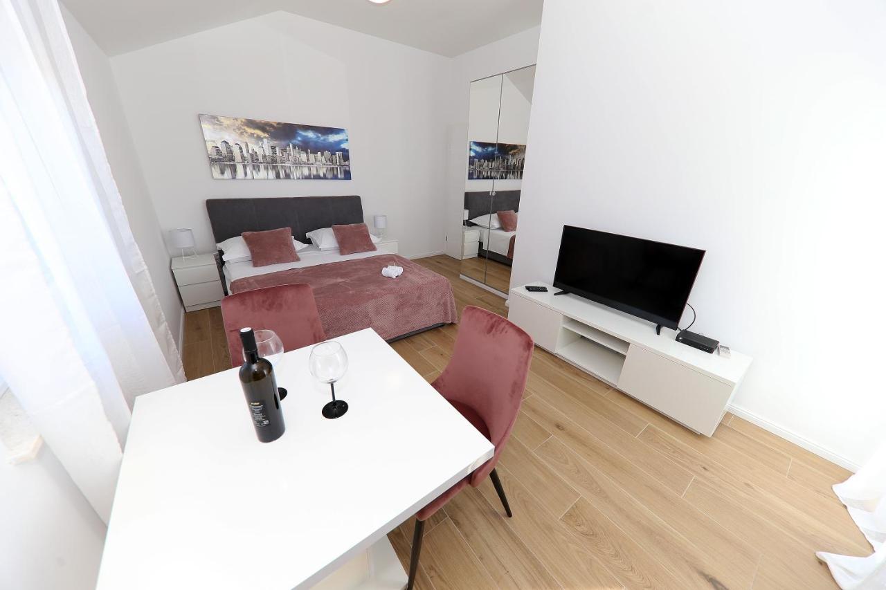 Apartments Doris Zadar Eksteriør billede